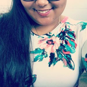 Meet your Posher, Esmeralda